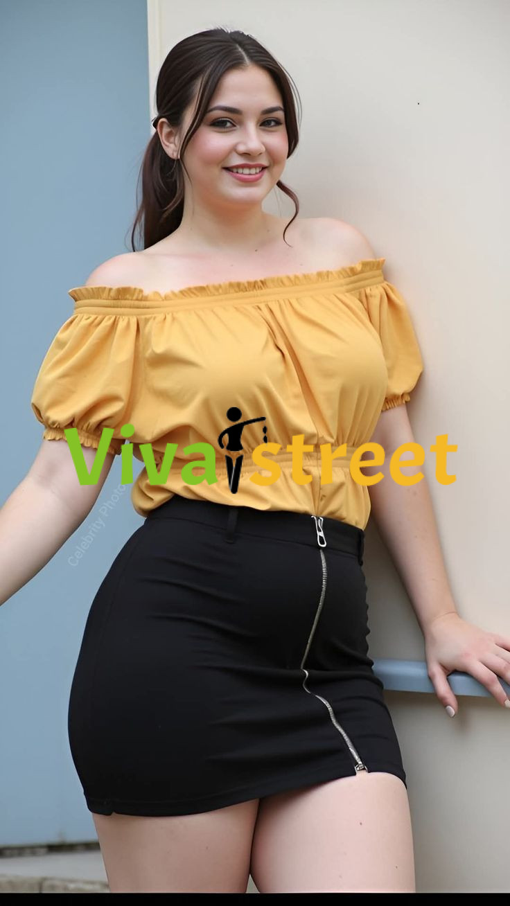 open video call demo satisfaction phone call beautiful girl