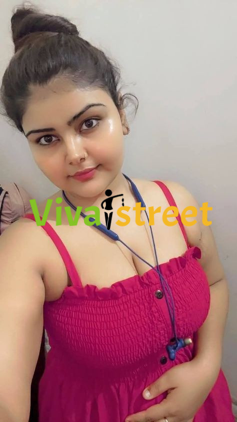 Giral need hd video body and fingaring